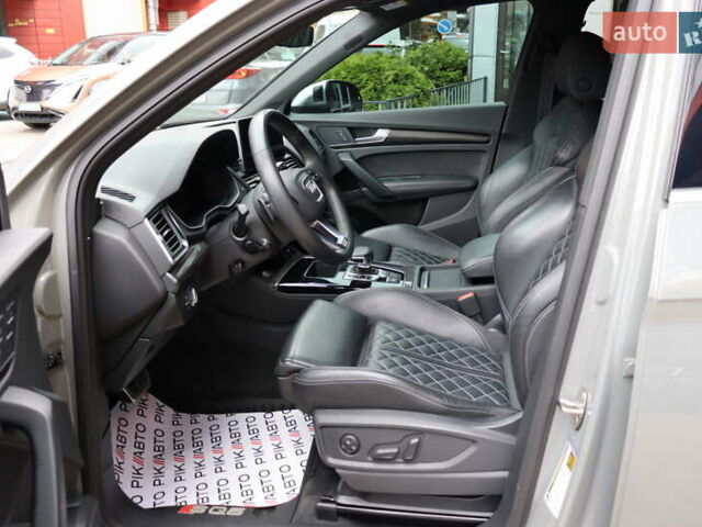 Серый Ауди SQ5 Sportback, объемом двигателя 3 л и пробегом 67 тыс. км за 54900 $, фото 17 на Automoto.ua
