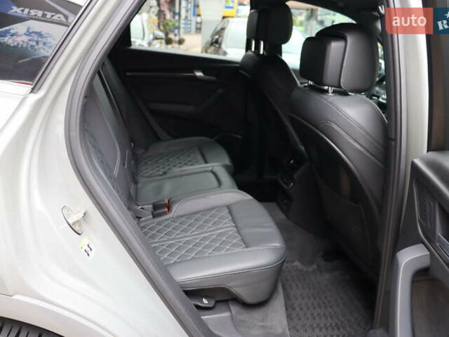 Серый Ауди SQ5 Sportback, объемом двигателя 3 л и пробегом 67 тыс. км за 54900 $, фото 47 на Automoto.ua