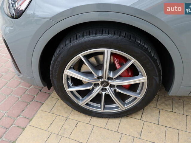 Серый Ауди SQ5 Sportback, объемом двигателя 3 л и пробегом 67 тыс. км за 54900 $, фото 10 на Automoto.ua