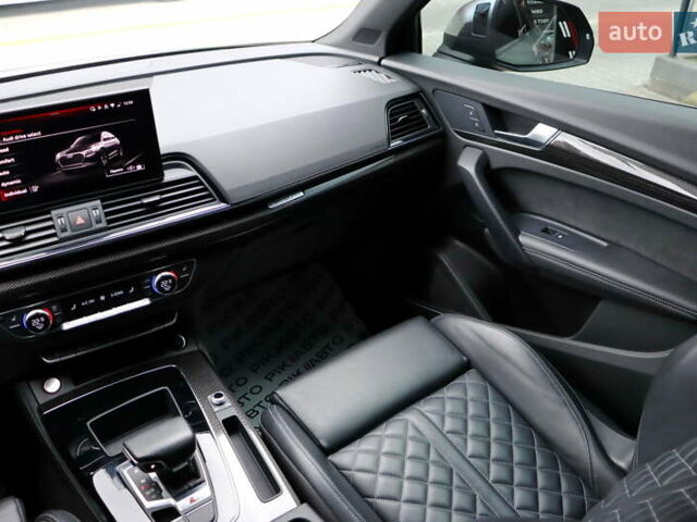 Серый Ауди SQ5 Sportback, объемом двигателя 3 л и пробегом 67 тыс. км за 54900 $, фото 42 на Automoto.ua