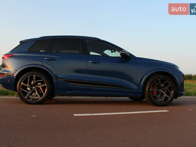 Синий Ауди SQ6 e-tron, объемом двигателя 0 л и пробегом 5 тыс. км за 88800 $, фото 5 на Automoto.ua