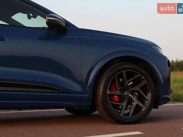 Синий Ауди SQ6 e-tron, объемом двигателя 0 л и пробегом 5 тыс. км за 88800 $, фото 12 на Automoto.ua
