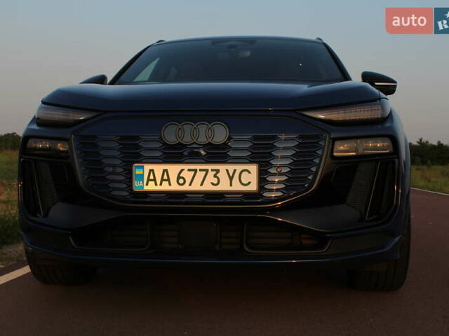 Синій Ауді SQ6 e-tron, об'ємом двигуна 0 л та пробігом 4 тис. км за 88800 $, фото 12 на Automoto.ua