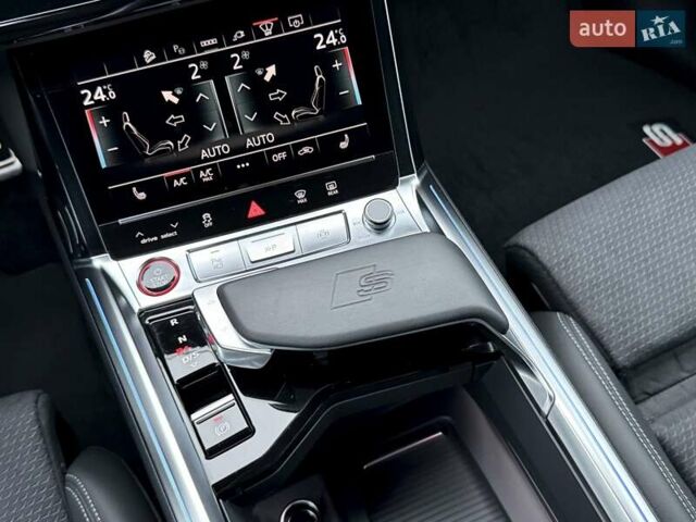Чорний Ауді SQ8 e-tron, об'ємом двигуна 0 л та пробігом 28 тис. км за 68000 $, фото 61 на Automoto.ua