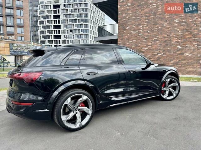 Черный Ауди SQ8 e-tron, объемом двигателя 0 л и пробегом 18 тыс. км за 73500 $, фото 43 на Automoto.ua