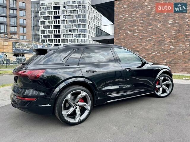 Черный Ауди SQ8 e-tron, объемом двигателя 0 л и пробегом 18 тыс. км за 73500 $, фото 3 на Automoto.ua