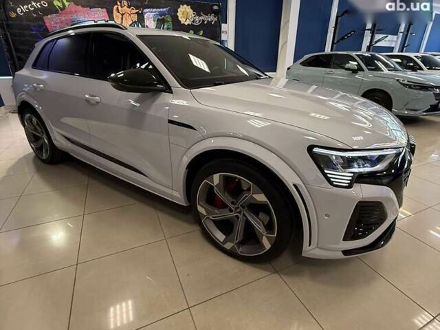 Ауді SQ8 e-tron, об'ємом двигуна 0 л та пробігом 9 тис. км за 72999 $, фото 29 на Automoto.ua