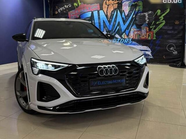 Ауді SQ8 e-tron, об'ємом двигуна 0 л та пробігом 9 тис. км за 72999 $, фото 3 на Automoto.ua