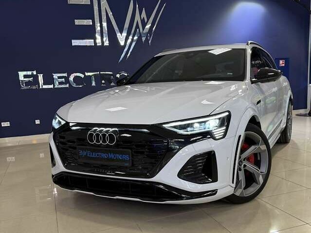 Ауді SQ8 e-tron, об'ємом двигуна 0 л та пробігом 9 тис. км за 72999 $, фото 5 на Automoto.ua