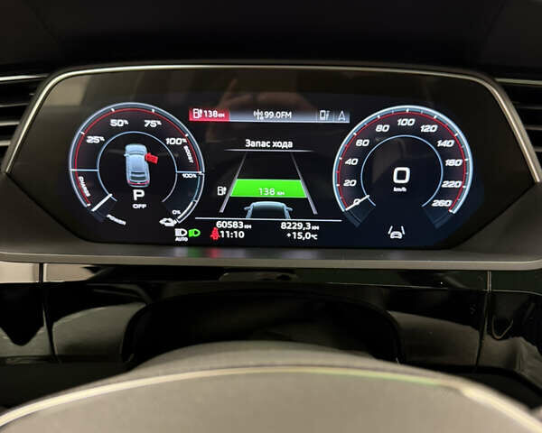 Белый Ауди SQ8 Sportback e-tron, объемом двигателя 0 л и пробегом 60 тыс. км за 83500 $, фото 23 на Automoto.ua