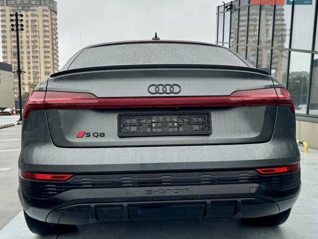 Ауди SQ8 Sportback e-tron, объемом двигателя 0 л и пробегом 15 тыс. км за 77000 $, фото 12 на Automoto.ua
