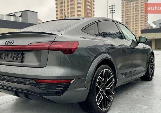 Ауди SQ8 Sportback e-tron, объемом двигателя 0 л и пробегом 15 тыс. км за 77000 $, фото 11 на Automoto.ua
