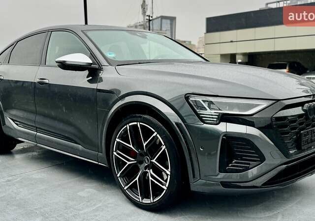 Ауди SQ8 Sportback e-tron, объемом двигателя 0 л и пробегом 15 тыс. км за 77000 $, фото 3 на Automoto.ua