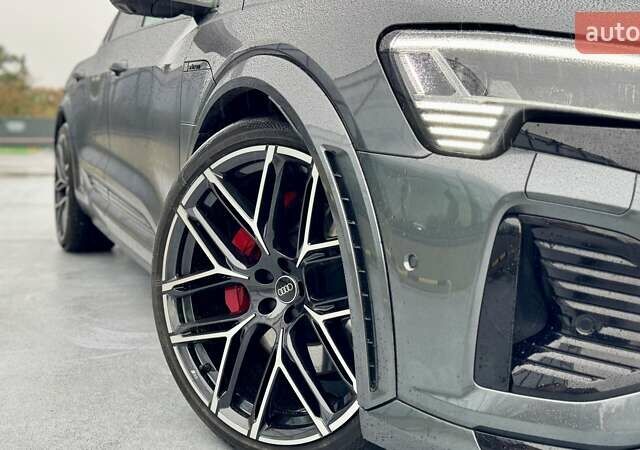 Ауди SQ8 Sportback e-tron, объемом двигателя 0 л и пробегом 15 тыс. км за 77000 $, фото 41 на Automoto.ua