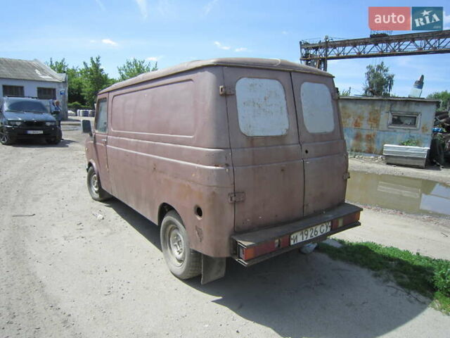 Коричневый Остин Morris, объемом двигателя 1.7 л и пробегом 100 тыс. км за 1187 $, фото 2 на Automoto.ua