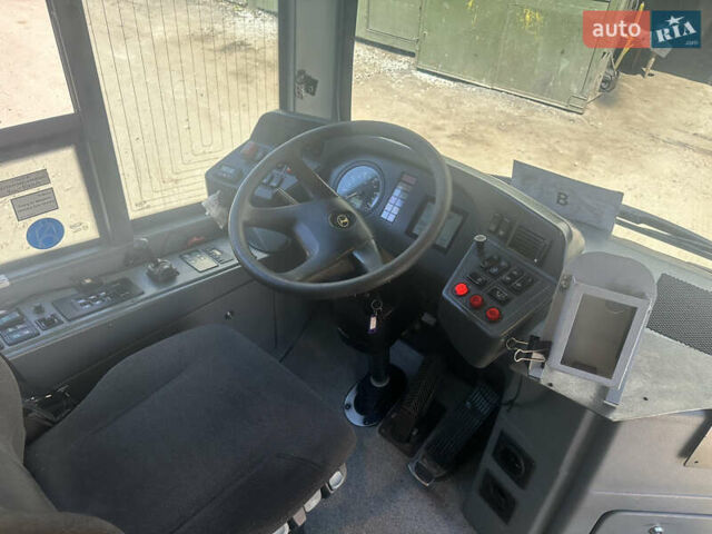 Синий Автосан Sanman, объемом двигателя 4.46 л и пробегом 300 тыс. км за 29000 $, фото 6 на Automoto.ua