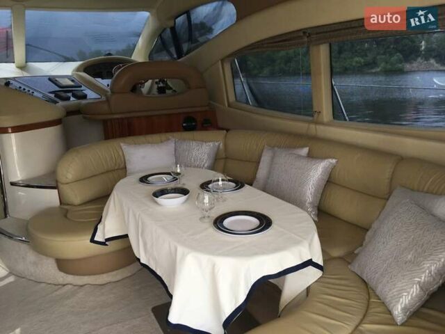 Білий Азімут Flybridge-Range, об'ємом двигуна 0 л та пробігом 1 тис. км за 320000 $, фото 6 на Automoto.ua