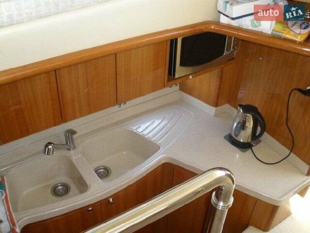 Білий Азімут Flybridge-Range, об'ємом двигуна 0 л та пробігом 1 тис. км за 320000 $, фото 10 на Automoto.ua