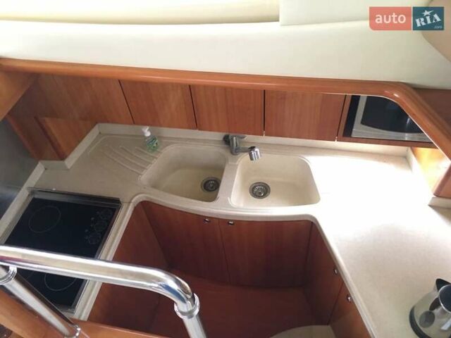 Білий Азімут Flybridge-Range, об'ємом двигуна 0 л та пробігом 1 тис. км за 320000 $, фото 9 на Automoto.ua