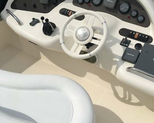 Білий Азімут Flybridge-Range, об'ємом двигуна 0 л та пробігом 1 тис. км за 320000 $, фото 4 на Automoto.ua