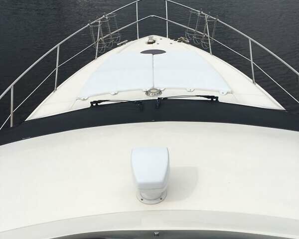 Білий Азімут Flybridge-Range, об'ємом двигуна 0 л та пробігом 1 тис. км за 320000 $, фото 3 на Automoto.ua