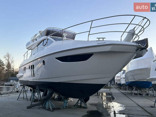Белый Азимут Флайбридж-Рендж, объемом двигателя 5.9 л и пробегом 1 тыс. км за 285000 $, фото 22 на Automoto.ua