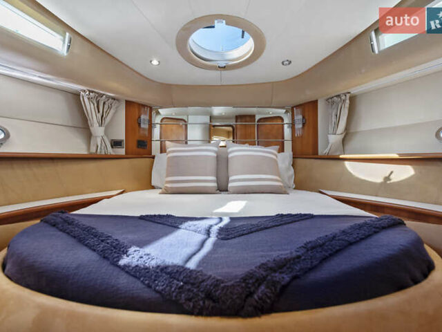 Азімут Flybridge-Range, об'ємом двигуна 0 л та пробігом 1 тис. км за 203054 $, фото 9 на Automoto.ua