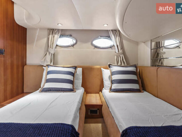 Азімут Flybridge-Range, об'ємом двигуна 0 л та пробігом 1 тис. км за 203054 $, фото 10 на Automoto.ua