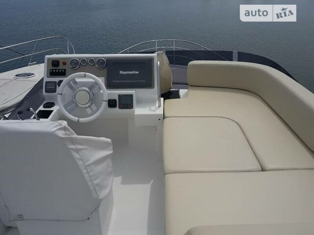 Азімут Flybridge-Range, об'ємом двигуна 0 л та пробігом 2 тис. км за 294926 $, фото 8 на Automoto.ua