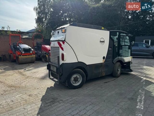 Бежевый Azura MC 200, объемом двигателя 0 л и пробегом 0 тыс. км за 15000 $, фото 4 на Automoto.ua