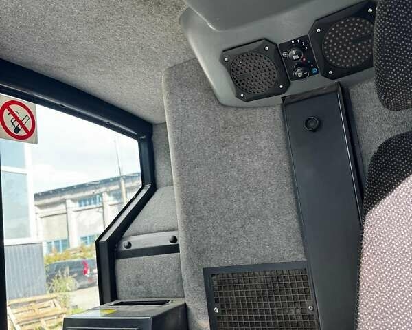 Бежевый Azura MC 200, объемом двигателя 0 л и пробегом 0 тыс. км за 15000 $, фото 12 на Automoto.ua