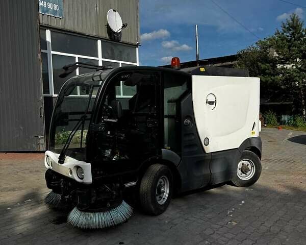 Бежевый Azura MC 200, объемом двигателя 0 л и пробегом 0 тыс. км за 15000 $, фото 6 на Automoto.ua