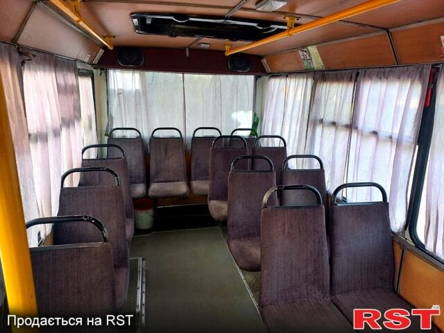 БАЗ 2215, объемом двигателя 2.4 л и пробегом 421 тыс. км за 3200 $, фото 4 на Automoto.ua