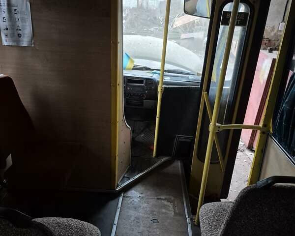 Желтый БАЗ 22154, объемом двигателя 2.46 л и пробегом 200 тыс. км за 1500 $, фото 3 на Automoto.ua