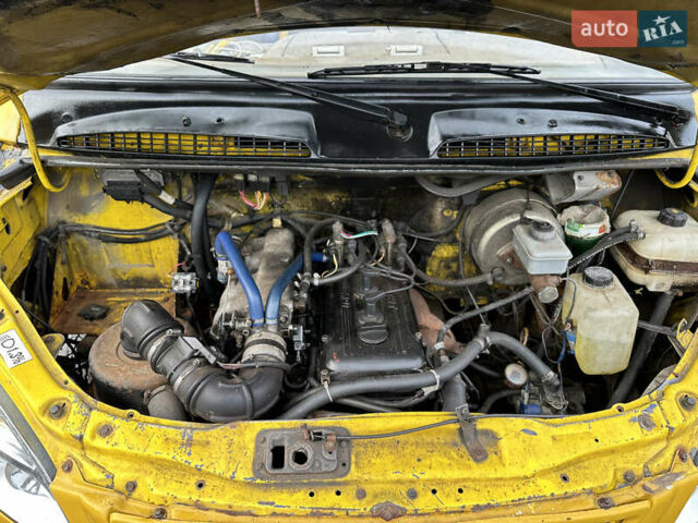 Жовтий БАЗ 3215 Дельфин, об'ємом двигуна 2.46 л та пробігом 499 тис. км за 1800 $, фото 8 на Automoto.ua