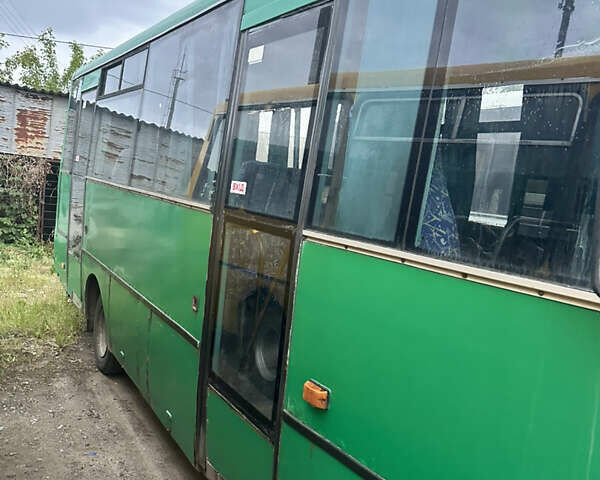 Зелений БАЗ А 074 Еталон, об'ємом двигуна 5.67 л та пробігом 400 тис. км за 2500 $, фото 1 на Automoto.ua