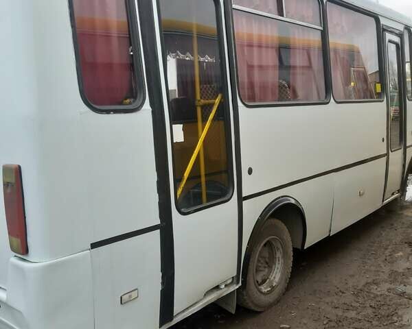 Белый БАЗ А 079 Эталон, объемом двигателя 5.68 л и пробегом 1000 тыс. км за 6500 $, фото 4 на Automoto.ua