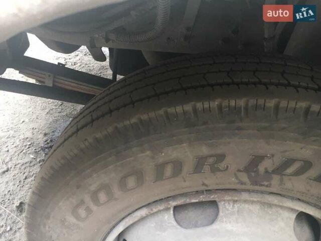 Білий БАЗ А 079 Еталон, об'ємом двигуна 5.7 л та пробігом 400 тис. км за 3000 $, фото 4 на Automoto.ua