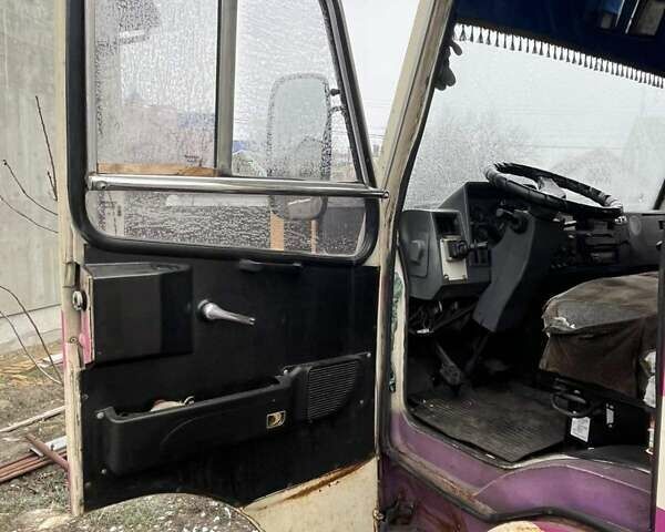 Білий БАЗ А 079 Еталон, об'ємом двигуна 5.68 л та пробігом 700 тис. км за 4700 $, фото 10 на Automoto.ua