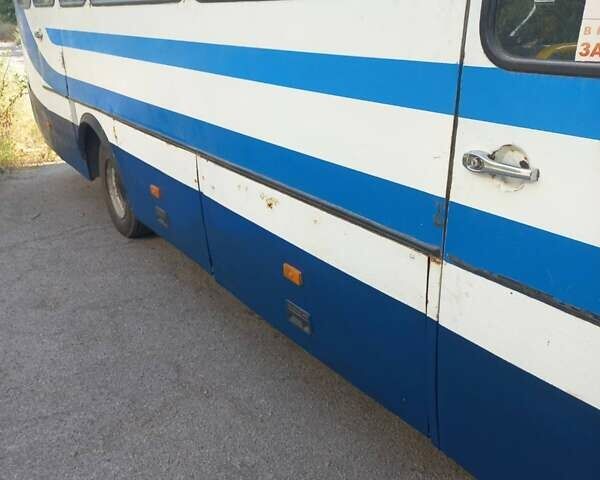 Белый БАЗ А 079 Эталон, объемом двигателя 5.68 л и пробегом 100 тыс. км за 5700 $, фото 2 на Automoto.ua