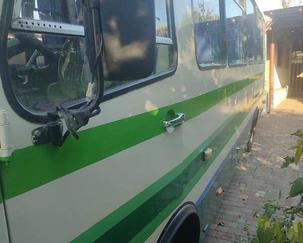 Белый БАЗ А 079 Эталон, объемом двигателя 5.7 л и пробегом 69 тыс. км за 11200 $, фото 7 на Automoto.ua