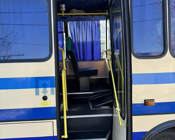 Белый БАЗ А 079 Эталон, объемом двигателя 5.68 л и пробегом 500 тыс. км за 17000 $, фото 9 на Automoto.ua