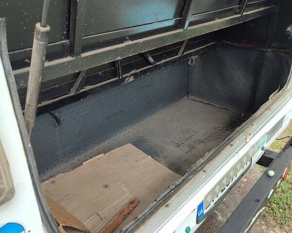 Белый БАЗ А 079 Эталон, объемом двигателя 5.7 л и пробегом 69 тыс. км за 11200 $, фото 29 на Automoto.ua