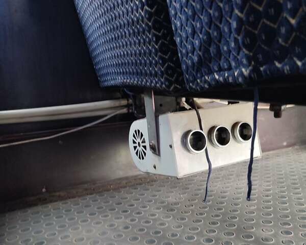 Белый БАЗ А 079 Эталон, объемом двигателя 5.7 л и пробегом 69 тыс. км за 11200 $, фото 17 на Automoto.ua