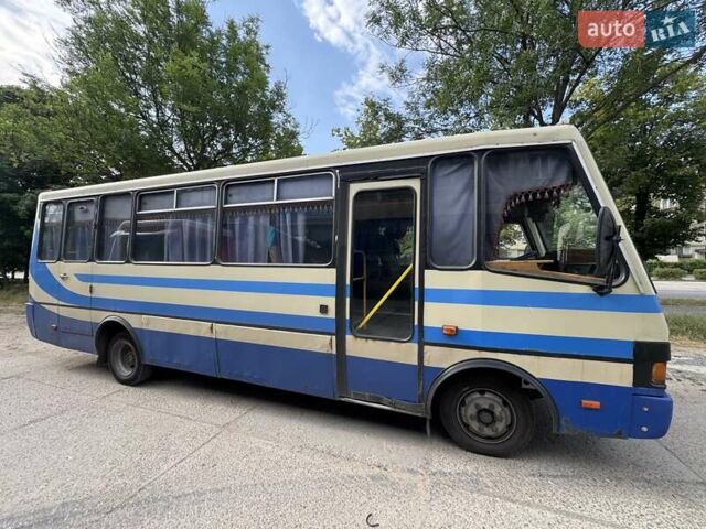 Бежевый БАЗ А 079 Эталон, объемом двигателя 5.68 л и пробегом 450 тыс. км за 8200 $, фото 4 на Automoto.ua
