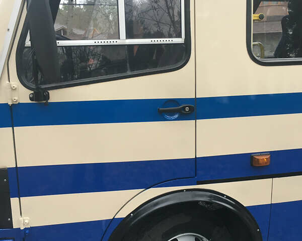 БАЗ А 079 Эталон, объемом двигателя 5.7 л и пробегом 380 тыс. км за 20000 $, фото 2 на Automoto.ua
