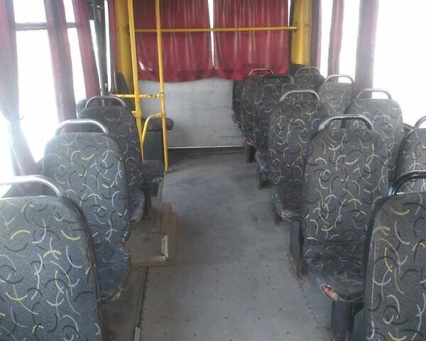 Желтый БАЗ А 079 Эталон, объемом двигателя 5.7 л и пробегом 9 тыс. км за 1900 $, фото 9 на Automoto.ua