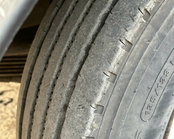 Желтый БАЗ А 079 Эталон, объемом двигателя 5.67 л и пробегом 100 тыс. км за 4000 $, фото 4 на Automoto.ua