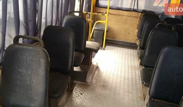 Желтый БАЗ А 079 Эталон, объемом двигателя 5.7 л и пробегом 500 тыс. км за 2888 $, фото 1 на Automoto.ua