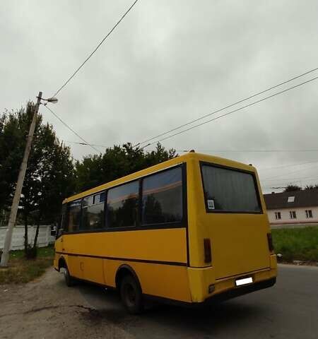 Желтый БАЗ А 079 Эталон, объемом двигателя 5.68 л и пробегом 10 тыс. км за 2910 $, фото 3 на Automoto.ua